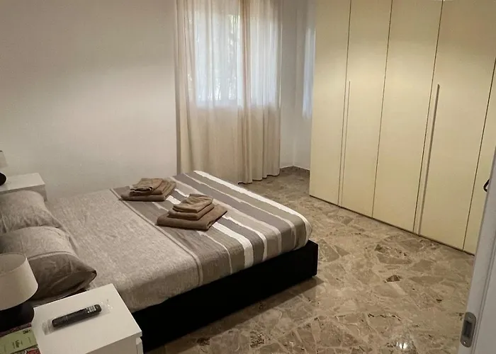 Casa Athena * פרנקווילה אל מארה